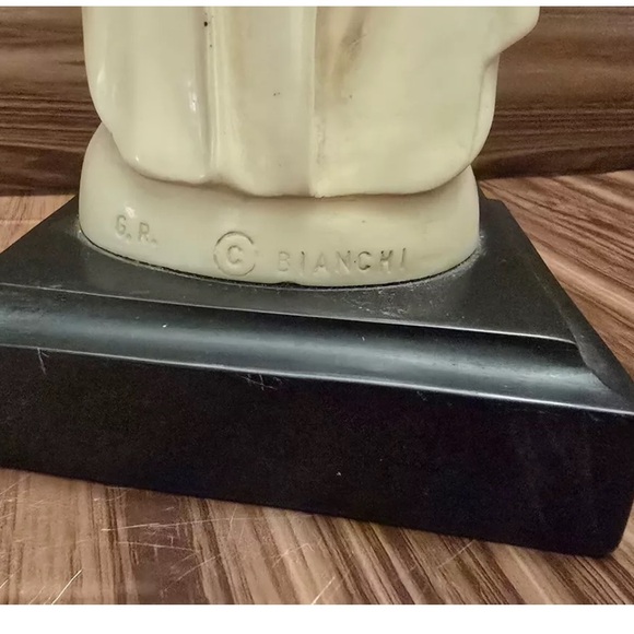 Antique/Vintage Gino Ruggeri Bianchi Sacred Heart of Mary Alabaster Sculpture - Picture 13 of 14